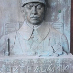 Bytca - Jozef Adamik - plaque commémorative de 1930